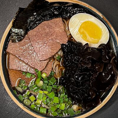 Рамен говяжий в Амисан по цене 890 ₽