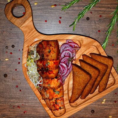 Грудинка запеченная в Bareda по цене 560 ₽