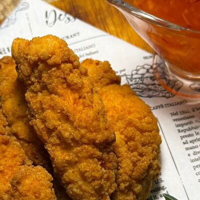 Стрипсы куриные в Щастьебар по цене 430 ₽