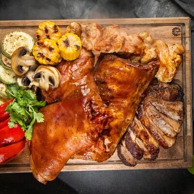 Мясной сет в Мясоlove по цене 7900 ₽