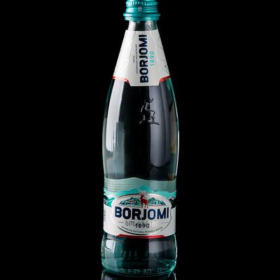 Боржоми (минеральная вода) в У Тарона по цене 260 ₽