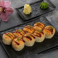 Ролл запечённый лосось и краб в Суши Well