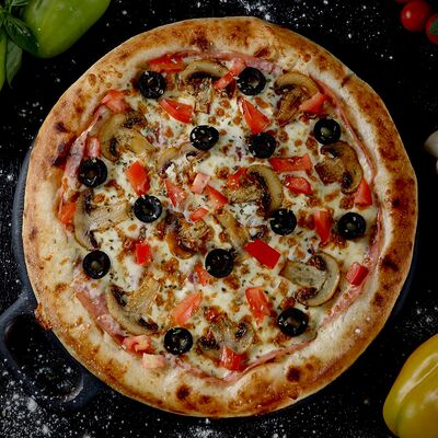 Пицца Капричоза 22 см в Hot Pizza по цене 530 ₽