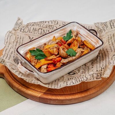 Мясо по-домашнему с курицей в Ривьера по цене 400 ₽