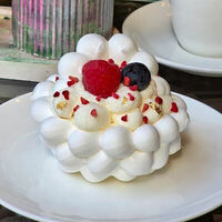 Десерт Павлова в Булонже