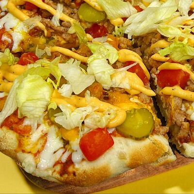 Пиццетта Yo-тейсти в YO! PIZZA по цене 640 ₽