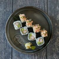 Кани микс в Is Ku Sushi Ramen Bar