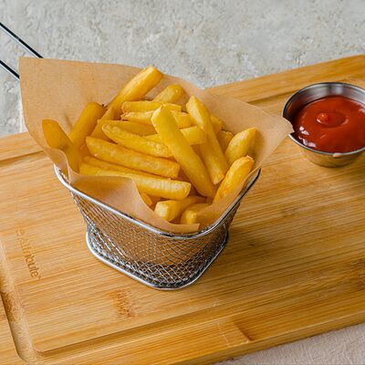 Картофель фри в PizzAmore по цене 400 ₽