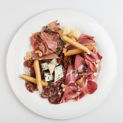 Тарелка к вину в Градус Баллинга по цене 1190 ₽