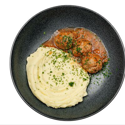 Тефтели в томатном соусе с картофельнымв Мистер лим по цене 390 ₽