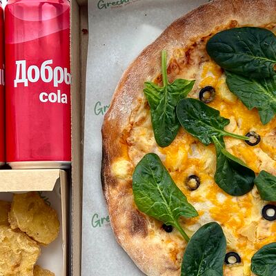 Комбо с пиццей в Grechka по цене 900 ₽