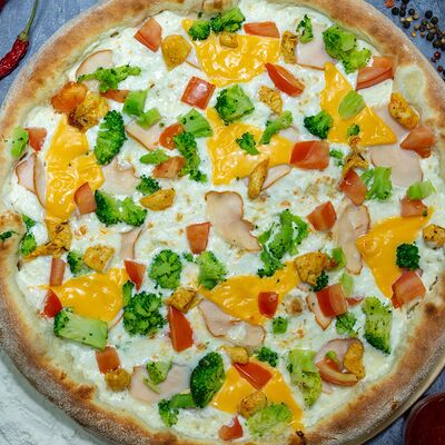 Курица и брокколи в Надо подкреПИЦЦА по цене 795 ₽