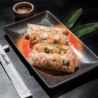 Гой-куон с креветками и манго в Том и ям по цене 960 ₽