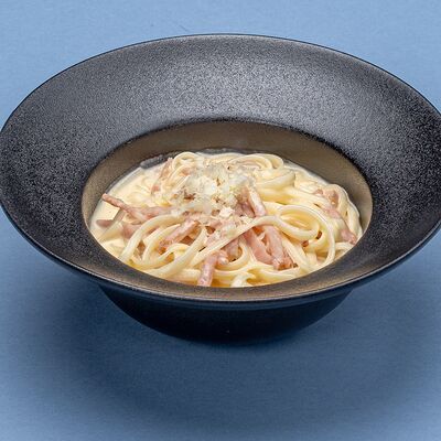 Паста с ветчиной в Фабрика по цене 390 ₽