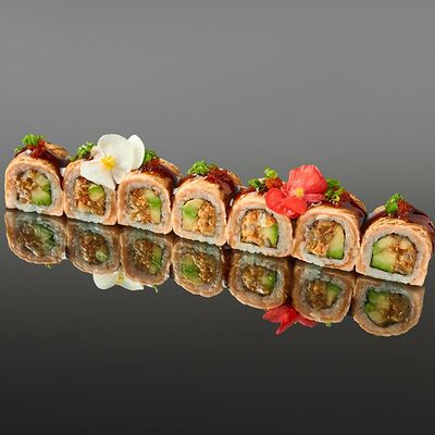 Ролл Опаленный лосось в OUGI по цене 1690 ₽