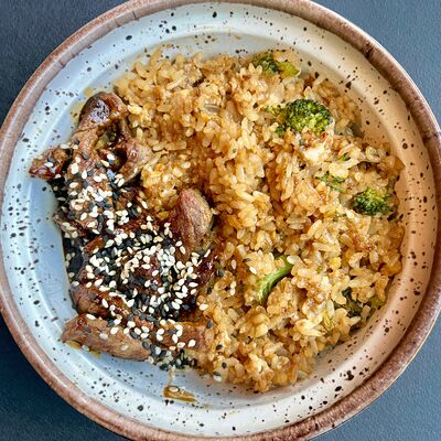 Говядина генерала Цо в Кунжут по цене 705 ₽