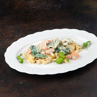 Паста с форелью в Город детей по цене 750 ₽