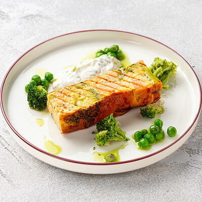 Омлет по-лотарингски с лососем в Шоколадница по цене 550 ₽