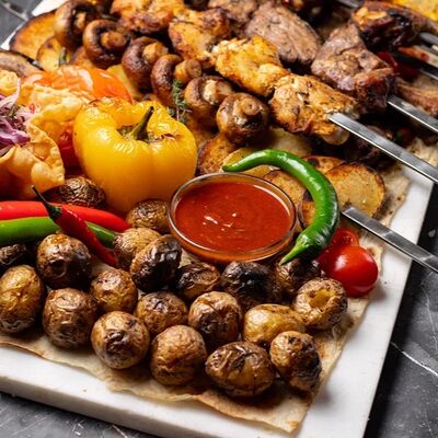 Ассорти из шашлыков свинина с курицей на 8 человек в Вкусный шашлык и не только по цене 14900 ₽