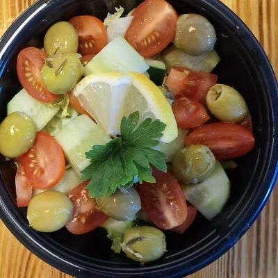 Салат овощной в Шафран по цене 525 ₽