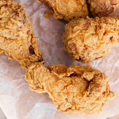 10 куриных крылышек в Истории со вкусом по цене 450 ₽