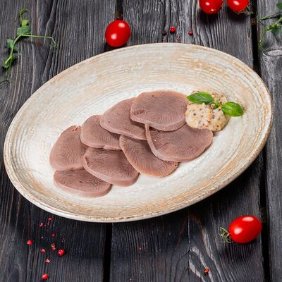 Язык говяжий с хреном в La Strada по цене 673 ₽