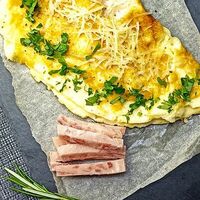Омлет с ветчиной в Sisters Food