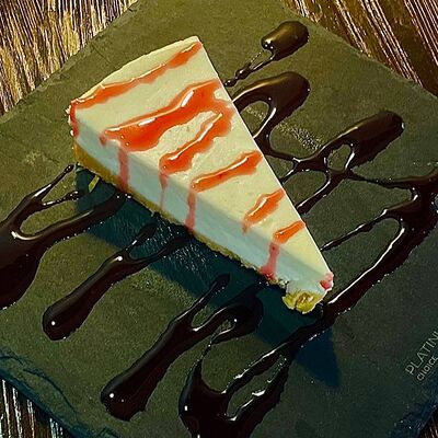 Чизкейк классический в WORLD MANGAL CLUB по цене 345 ₽