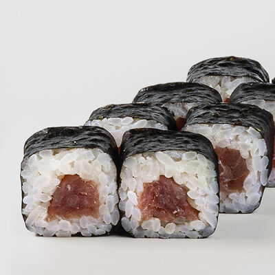 Ролл с тунцом в СУШИБОКС по цене 319 ₽