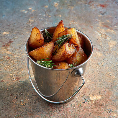 Печеный картофель с розмарином в Frank by Баста по цене 240 ₽