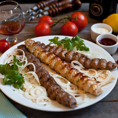 Люля-кебаб из говядины в Амирани по цене 360 ₽