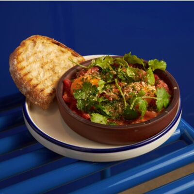 Шакшука, дукка, кинза в Mates Bistro по цене 790 ₽