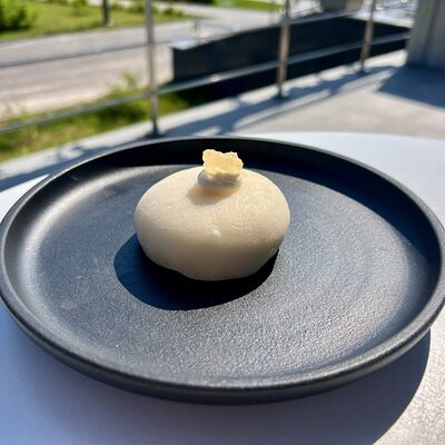 Моти груша new в Kuji Sushi по цене 270 ₽