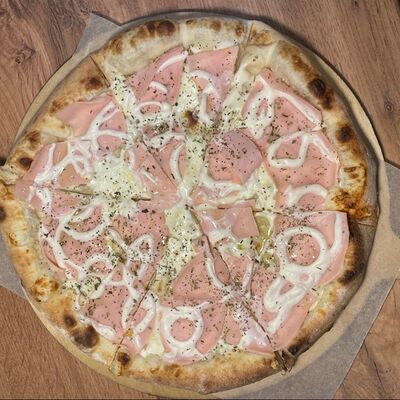 С ветчинойв ПиццаБелла на дровах по цене 590 ₽
