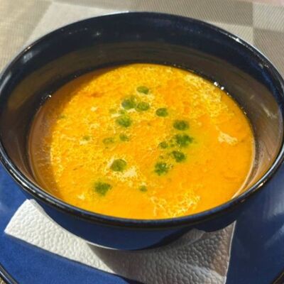 Сливочный суп с лососем в Чили Gurman Сlub по цене 590 ₽