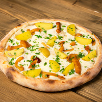 Пицца с опятами в In Tasty