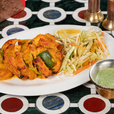 Ачари Панир тикка в Leopold по цене 650 ₽