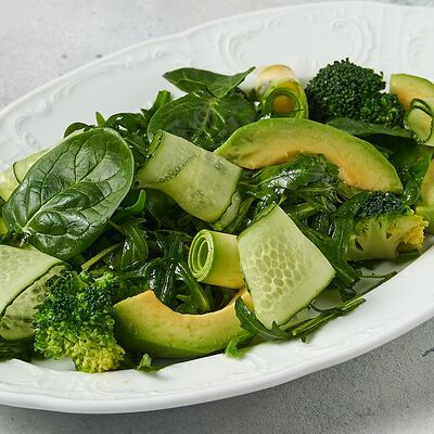 Зеленый салат с авокадов Cutlet by El Gauchito по цене 980 ₽