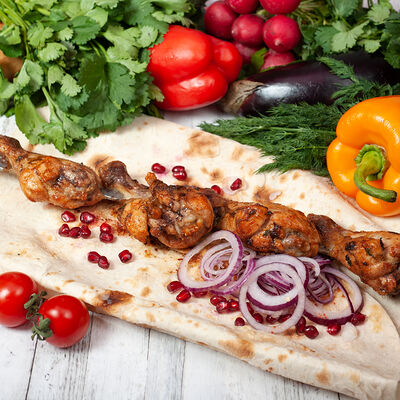 Шашлык из куриной голени в Шашлычок по цене 430 ₽