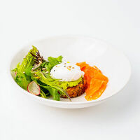 Драники из батата с пашот и лососемв KM20