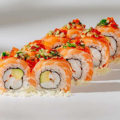 Ролл Salmon Wrap с лососем и креветками в Buba by Sumosan по цене 1280 ₽