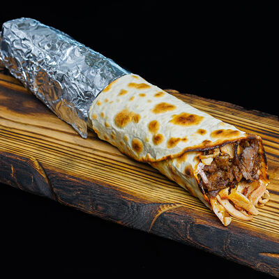 Лахмаджун-шаверма Mix в Гриль Хаус по цене 1015 ₽