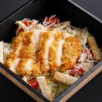 Салат Цезарь с курицей в Стрит Шеф