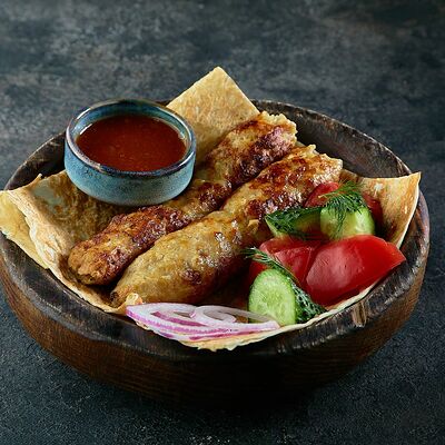 Люля-кебаб из курицы в Пряности & Радости на Васильевском по цене 690