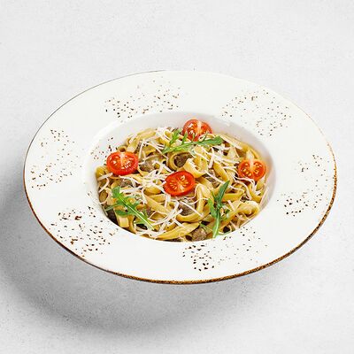 Паста с говядиной в сливочном соусе в Пиццафабрика по цене 745 ₽