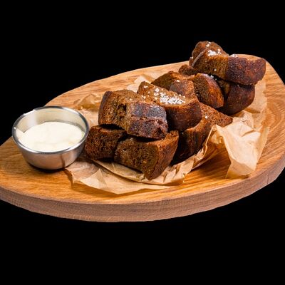 Гренки в Beer & Fire Grill по цене 397 ₽