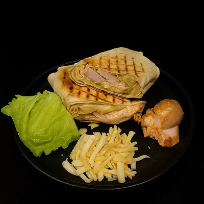 Крошка-ролл с курицей (я) в Съедим всё по цене 260 ₽