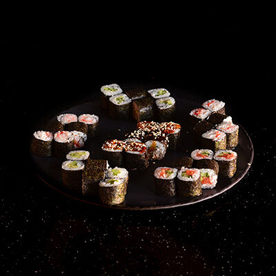 Сет Маки (36 шт) в La Kitsune по цене 1900 ₽