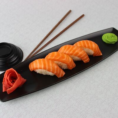 Суши Лосось 4шт в SUSHI XL по цене 599 ₽