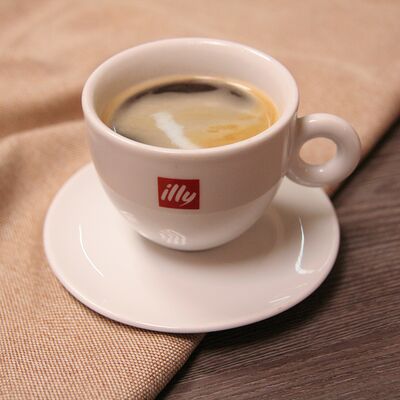 Американо в Illy по цене 180 ₽